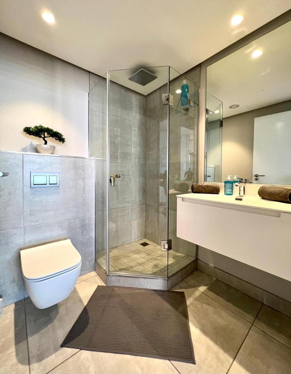 Skyline Views Stylish Studio With Pool, Parking No Load Shedding Cidade Do Cabo Exterior foto